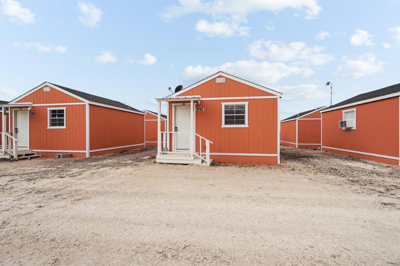The Resource Inn -Big Lake Tx Exterior foto